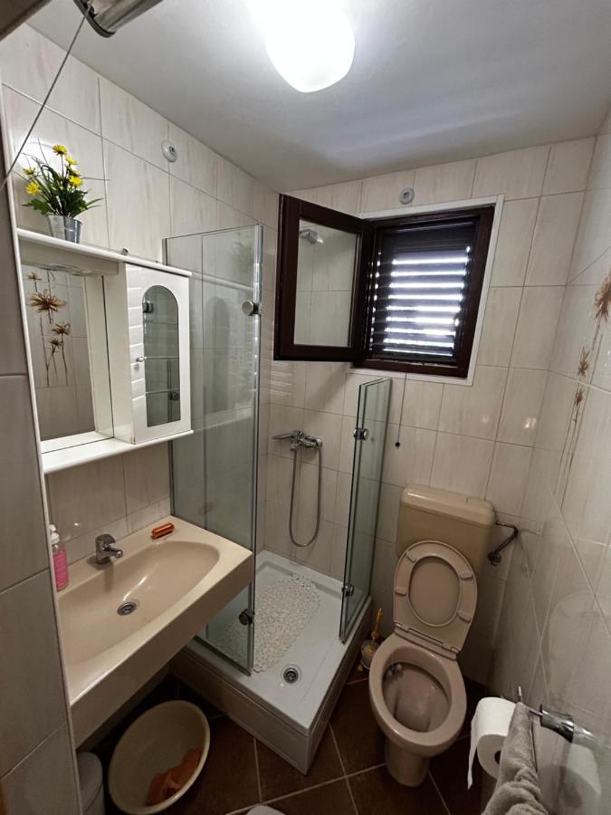 Soba Za Odmor Nika Hotell Kaštela Exteriör bild